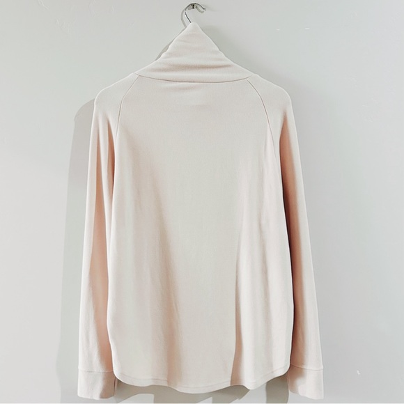 soulcycle | varley adkisson longsleeve in sandshell ↷ - Picture 6 of 16